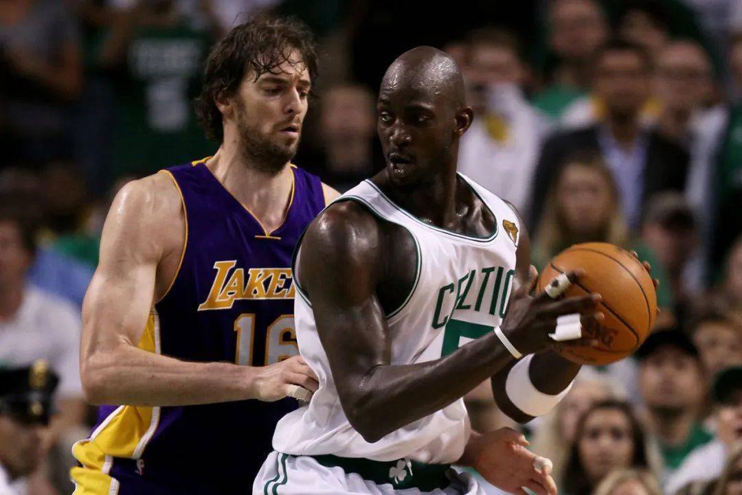 现出了强大 现出了强大