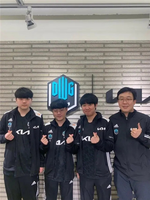 但没有进攻 但没有进攻